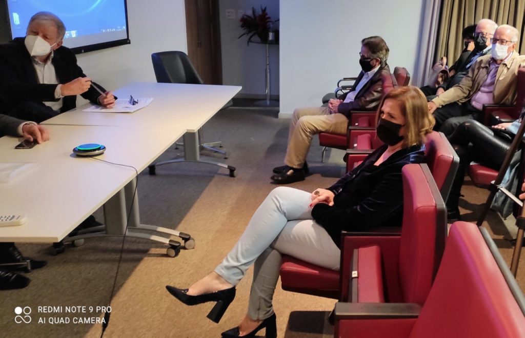 1e85f325-ff21-4abb-88af-b60ca7924bfd