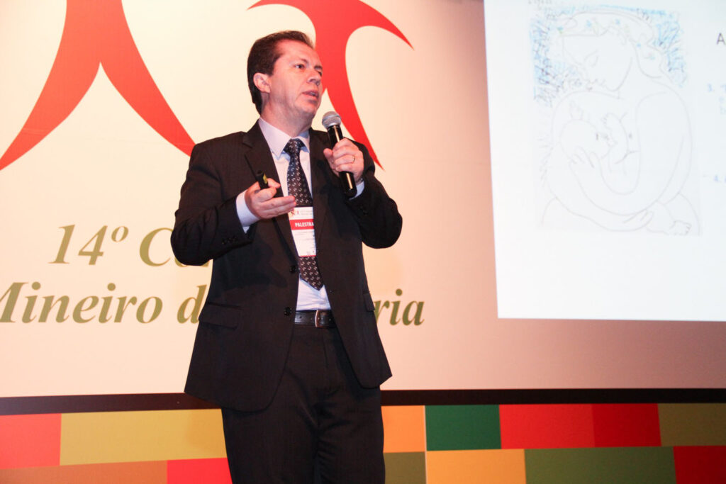 orig_plugdados-galeria-14-congresso-mineiro-de-pediatria-parte-ii-mesas-redondas-temas-livres-13